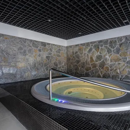 Park A11- Z Dostepem Do Basenu, Sauny, Jacuzzi, Silowni Apartmán